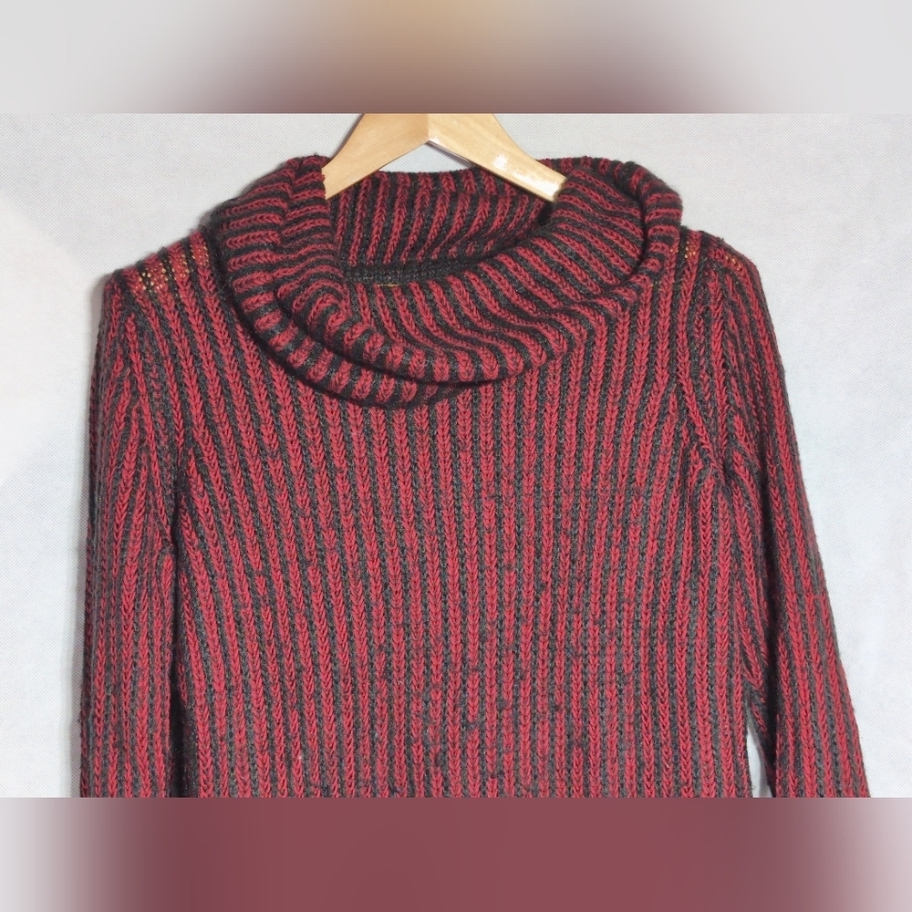 DKNY Cotton Acrylic Sz L Red and Black Striped Cowl Neck Sweater - Picture 2 of 8
